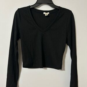 Bozzolo Black Ribbed V-Neck Long Sleeve Top